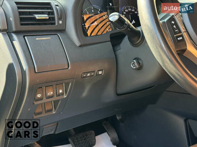 Черный Лексус РХ, объемом двигателя 3.46 л и пробегом 195 тыс. км за 22500 $, фото 23 на Automoto.ua