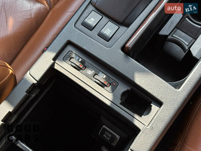 Черный Лексус РХ, объемом двигателя 3.46 л и пробегом 195 тыс. км за 22500 $, фото 38 на Automoto.ua