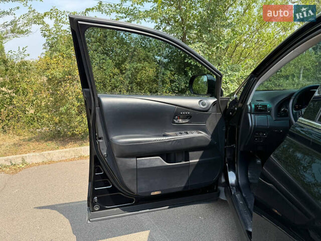 Черный Лексус РХ, объемом двигателя 2.67 л и пробегом 122 тыс. км за 19700 $, фото 28 на Automoto.ua