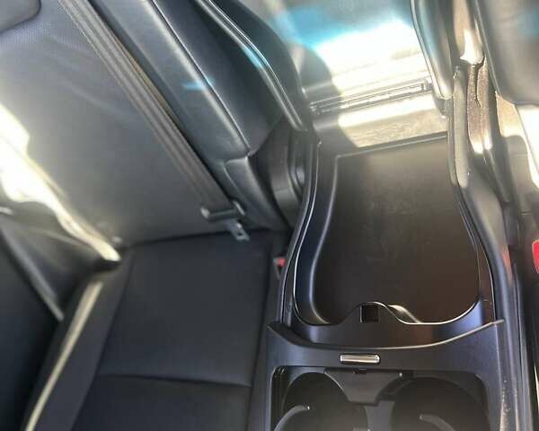Черный Лексус РХ, объемом двигателя 3.46 л и пробегом 147 тыс. км за 22000 $, фото 24 на Automoto.ua