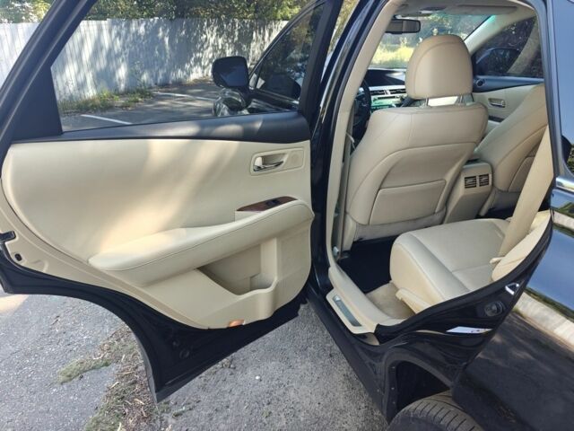 Черный Лексус РХ, объемом двигателя 3.5 л и пробегом 260 тыс. км за 18000 $, фото 12 на Automoto.ua