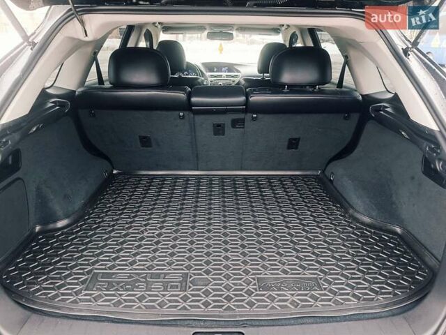 Черный Лексус РХ, объемом двигателя 3.5 л и пробегом 182 тыс. км за 18800 $, фото 39 на Automoto.ua