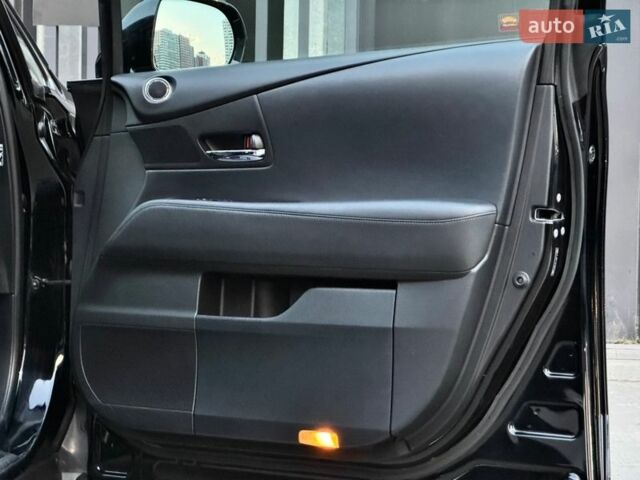 Черный Лексус РХ, объемом двигателя 2.7 л и пробегом 113 тыс. км за 19950 $, фото 31 на Automoto.ua