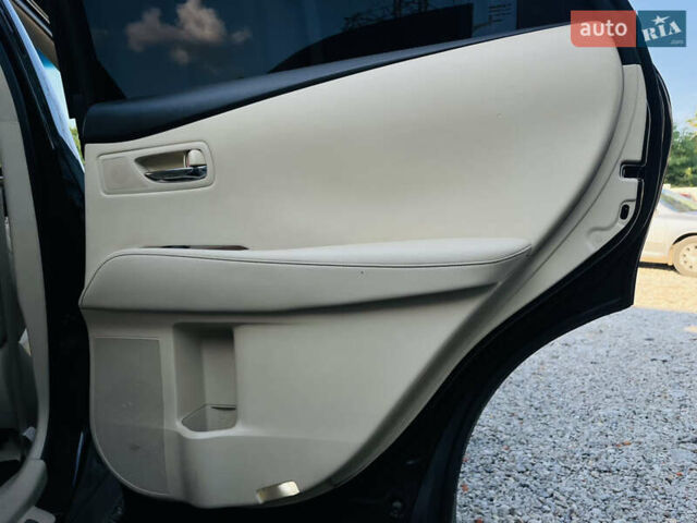 Черный Лексус РХ, объемом двигателя 3.46 л и пробегом 230 тыс. км за 17900 $, фото 17 на Automoto.ua