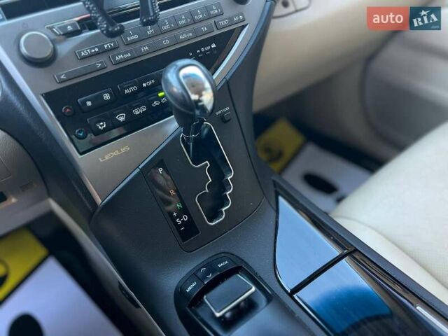 Черный Лексус РХ, объемом двигателя 2.67 л и пробегом 178 тыс. км за 18500 $, фото 16 на Automoto.ua