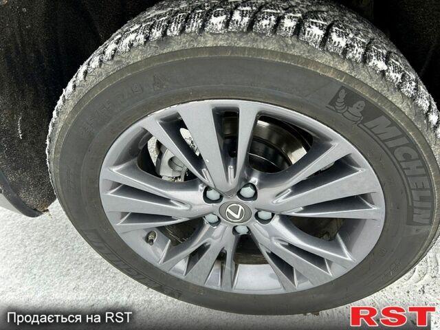 Черный Лексус РХ, объемом двигателя 3.5 л и пробегом 21200 тыс. км за 20500 $, фото 3 на Automoto.ua