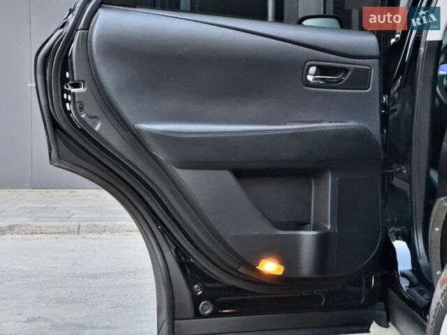 Черный Лексус РХ, объемом двигателя 2.7 л и пробегом 113 тыс. км за 19950 $, фото 25 на Automoto.ua