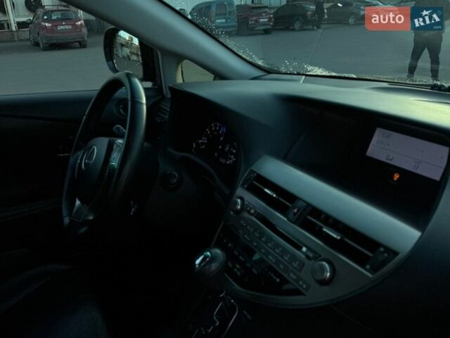 Черный Лексус РХ, объемом двигателя 2.67 л и пробегом 127 тыс. км за 17200 $, фото 6 на Automoto.ua
