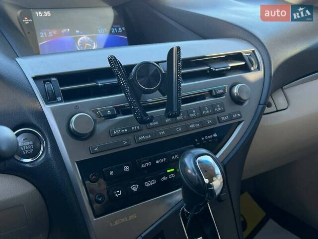 Черный Лексус РХ, объемом двигателя 2.67 л и пробегом 178 тыс. км за 18500 $, фото 17 на Automoto.ua
