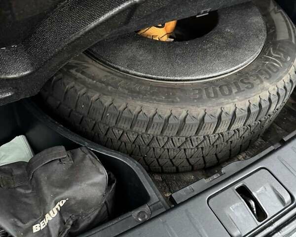 Чорний Лексус РХ, об'ємом двигуна 3.46 л та пробігом 195 тис. км за 18850 $, фото 13 на Automoto.ua