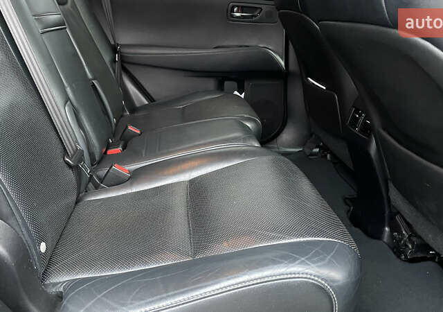 Черный Лексус РХ, объемом двигателя 3.46 л и пробегом 192 тыс. км за 18300 $, фото 10 на Automoto.ua