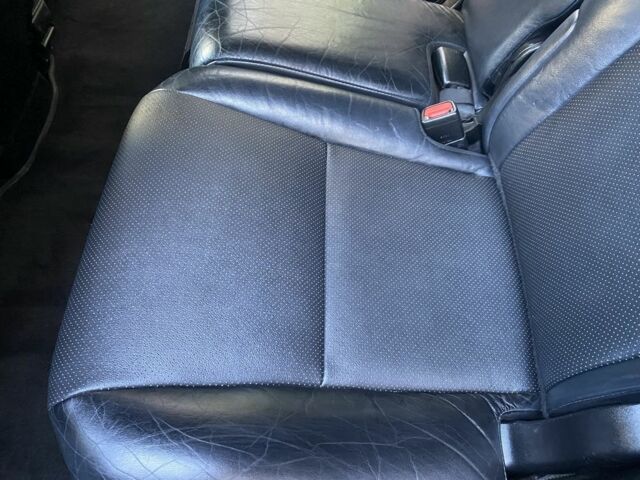 Черный Лексус РХ, объемом двигателя 3.5 л и пробегом 213 тыс. км за 19500 $, фото 10 на Automoto.ua