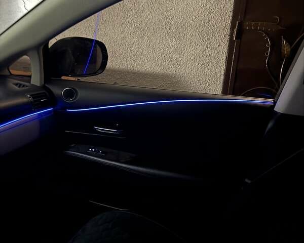 Черный Лексус РХ, объемом двигателя 3.46 л и пробегом 136 тыс. км за 22999 $, фото 96 на Automoto.ua
