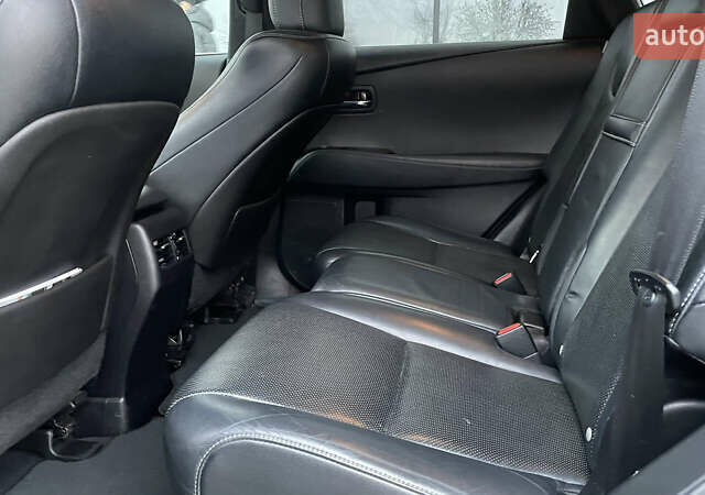 Черный Лексус РХ, объемом двигателя 3.46 л и пробегом 192 тыс. км за 18950 $, фото 19 на Automoto.ua