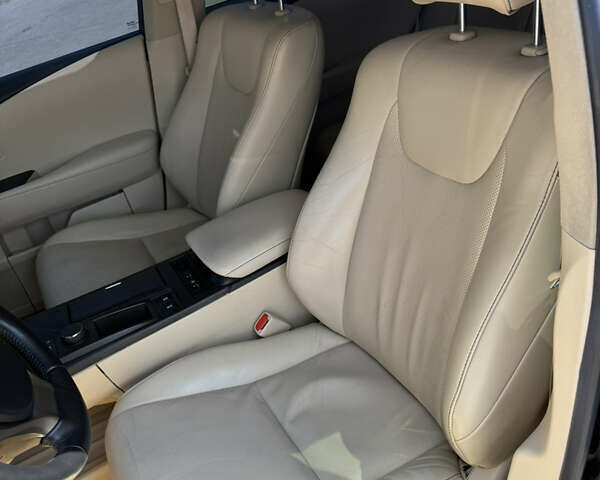 Черный Лексус РХ, объемом двигателя 3.46 л и пробегом 196 тыс. км за 25000 $, фото 10 на Automoto.ua