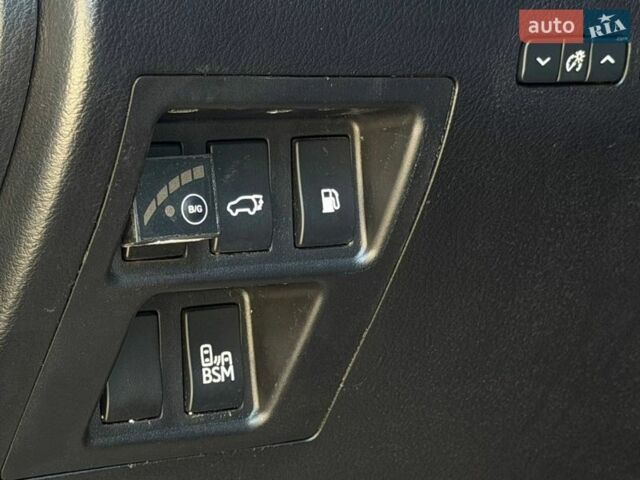 Черный Лексус РХ, объемом двигателя 3.46 л и пробегом 150 тыс. км за 21999 $, фото 23 на Automoto.ua