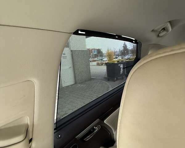 Черный Лексус РХ, объемом двигателя 3.46 л и пробегом 194 тыс. км за 34100 $, фото 31 на Automoto.ua