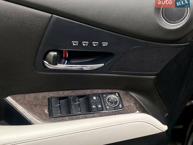 Черный Лексус РХ, объемом двигателя 3.5 л и пробегом 150 тыс. км за 25700 $, фото 21 на Automoto.ua
