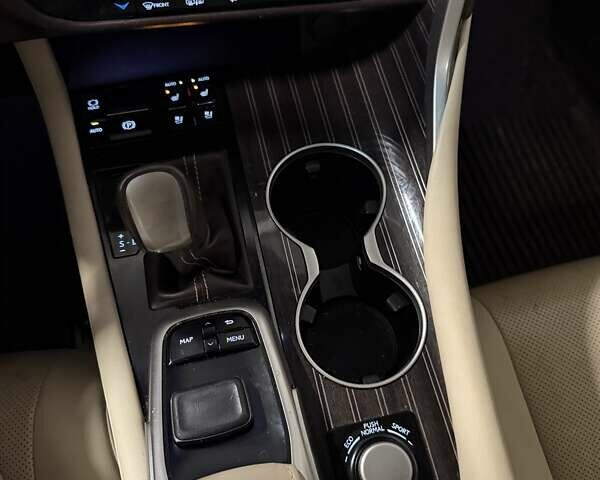 Черный Лексус РХ, объемом двигателя 3.46 л и пробегом 194 тыс. км за 34100 $, фото 24 на Automoto.ua