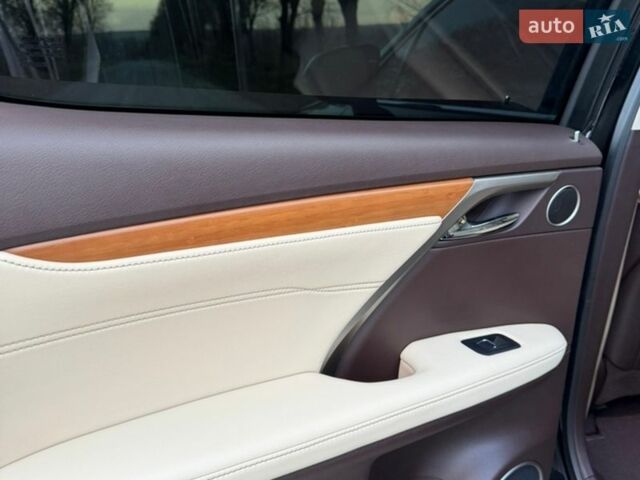 Черный Лексус РХ, объемом двигателя 3.46 л и пробегом 192 тыс. км за 31200 $, фото 30 на Automoto.ua