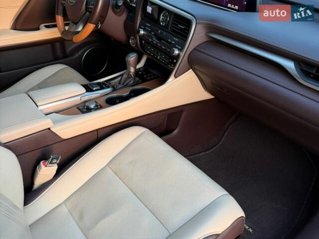 Черный Лексус РХ, объемом двигателя 3.46 л и пробегом 192 тыс. км за 31200 $, фото 39 на Automoto.ua