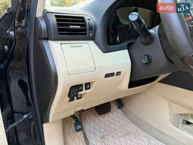 Черный Лексус РХ, объемом двигателя 3.46 л и пробегом 189 тыс. км за 21900 $, фото 24 на Automoto.ua