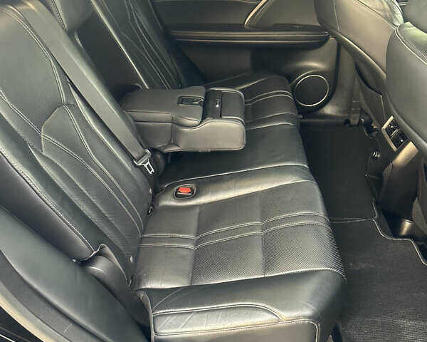 Черный Лексус РХ, объемом двигателя 3.46 л и пробегом 202 тыс. км за 28000 $, фото 12 на Automoto.ua