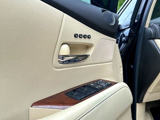 Черный Лексус РХ, объемом двигателя 3.5 л и пробегом 0 тыс. км за 20900 $, фото 5 на Automoto.ua