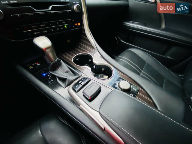 Черный Лексус РХ, объемом двигателя 3.46 л и пробегом 195 тыс. км за 26500 $, фото 63 на Automoto.ua