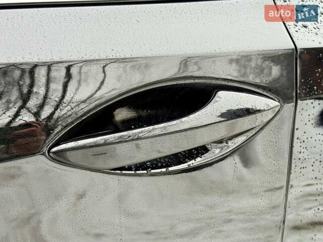 Черный Лексус РХ, объемом двигателя 3.46 л и пробегом 213 тыс. км за 28000 $, фото 9 на Automoto.ua