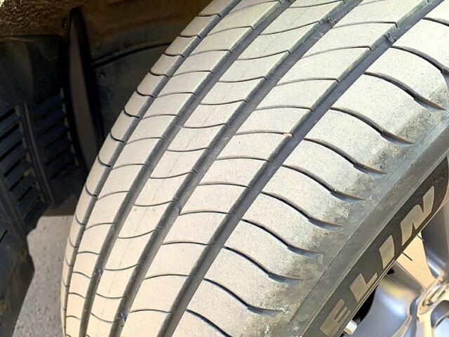 Черный Лексус РХ, объемом двигателя 3.5 л и пробегом 201 тыс. км за 21700 $, фото 13 на Automoto.ua