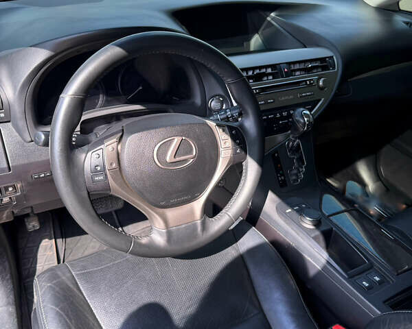 Черный Лексус РХ, объемом двигателя 3.46 л и пробегом 178 тыс. км за 21300 $, фото 13 на Automoto.ua