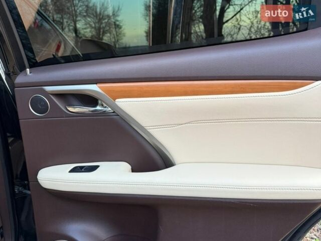 Черный Лексус РХ, объемом двигателя 3.46 л и пробегом 192 тыс. км за 31200 $, фото 36 на Automoto.ua