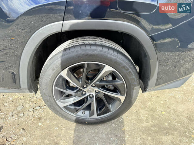 Чорний Лексус РХ, об'ємом двигуна 3.46 л та пробігом 195 тис. км за 25900 $, фото 6 на Automoto.ua