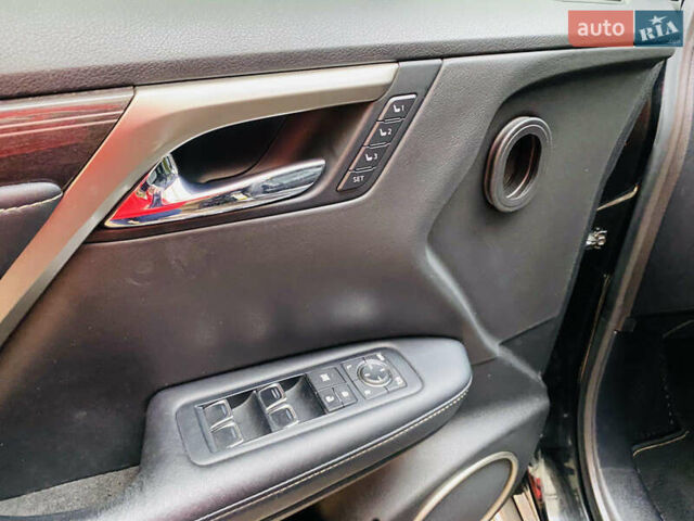 Черный Лексус РХ, объемом двигателя 3.46 л и пробегом 195 тыс. км за 26500 $, фото 4 на Automoto.ua