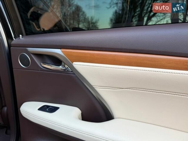 Черный Лексус РХ, объемом двигателя 3.46 л и пробегом 192 тыс. км за 31200 $, фото 35 на Automoto.ua