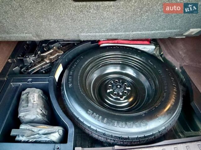 Черный Лексус РХ, объемом двигателя 3.46 л и пробегом 192 тыс. км за 31200 $, фото 46 на Automoto.ua