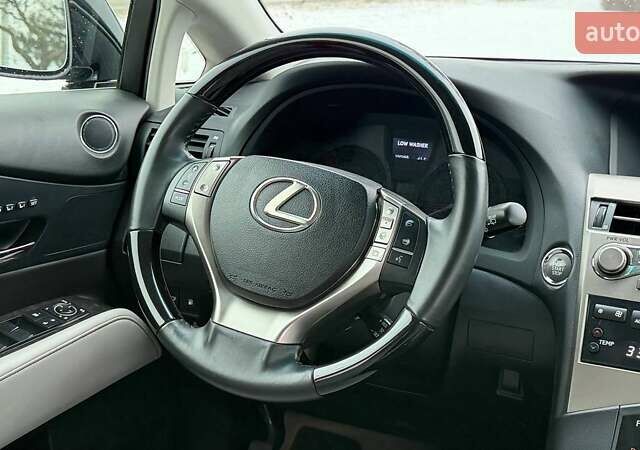 Черный Лексус РХ, объемом двигателя 3.46 л и пробегом 150 тыс. км за 22999 $, фото 9 на Automoto.ua