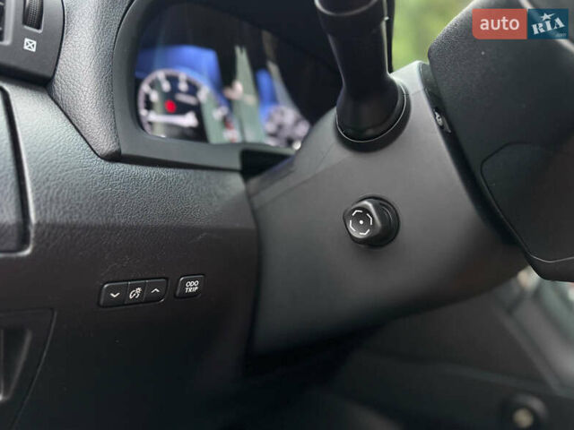 Чорний Лексус РХ, об'ємом двигуна 3.46 л та пробігом 125 тис. км за 22900 $, фото 49 на Automoto.ua