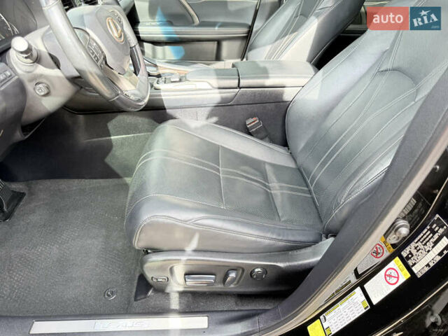 Чорний Лексус РХ, об'ємом двигуна 3.46 л та пробігом 195 тис. км за 25900 $, фото 48 на Automoto.ua