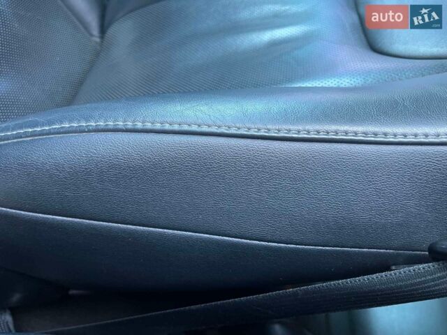 Черный Лексус РХ, объемом двигателя 3.46 л и пробегом 108 тыс. км за 26000 $, фото 24 на Automoto.ua