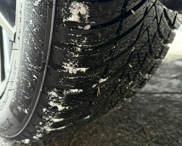 Черный Лексус РХ, объемом двигателя 3.5 л и пробегом 130 тыс. км за 32500 $, фото 18 на Automoto.ua