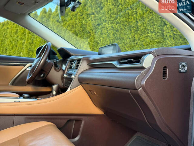 Чорний Лексус РХ, об'ємом двигуна 2 л та пробігом 92 тис. км за 31000 $, фото 49 на Automoto.ua