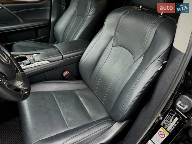 Черный Лексус РХ, объемом двигателя 3.46 л и пробегом 126 тыс. км за 28500 $, фото 27 на Automoto.ua