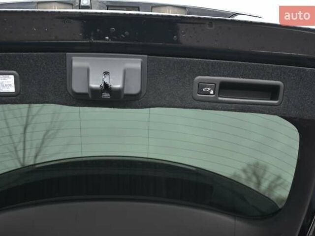 Черный Лексус РХ, объемом двигателя 3.46 л и пробегом 126 тыс. км за 29000 $, фото 37 на Automoto.ua