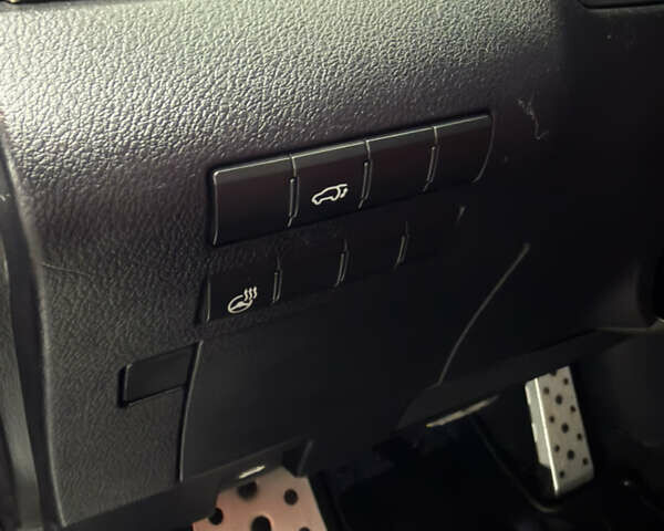 Черный Лексус РХ, объемом двигателя 3.5 л и пробегом 130 тыс. км за 32500 $, фото 32 на Automoto.ua