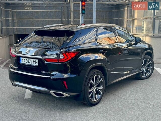 Чорний Лексус РХ, об'ємом двигуна 2 л та пробігом 113 тис. км за 28000 $, фото 2 на Automoto.ua