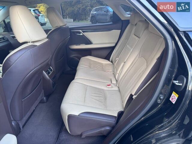 Чорний Лексус РХ, об'ємом двигуна 2 л та пробігом 113 тис. км за 28000 $, фото 7 на Automoto.ua