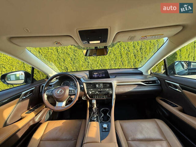 Чорний Лексус РХ, об'ємом двигуна 2 л та пробігом 90 тис. км за 31900 $, фото 4 на Automoto.ua