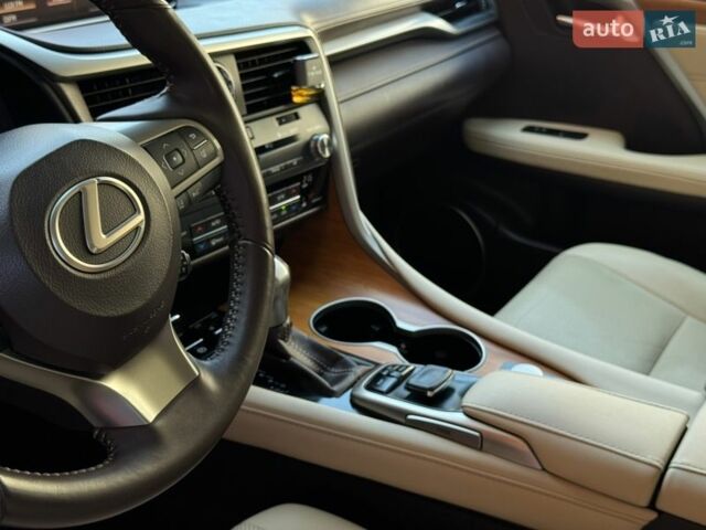 Черный Лексус РХ, объемом двигателя 3.46 л и пробегом 212 тыс. км за 30000 $, фото 62 на Automoto.ua